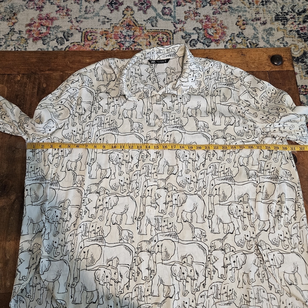 Womens Zara Graphic Relaxed Blouse with Elephants Size Large - Picture 9 of 12